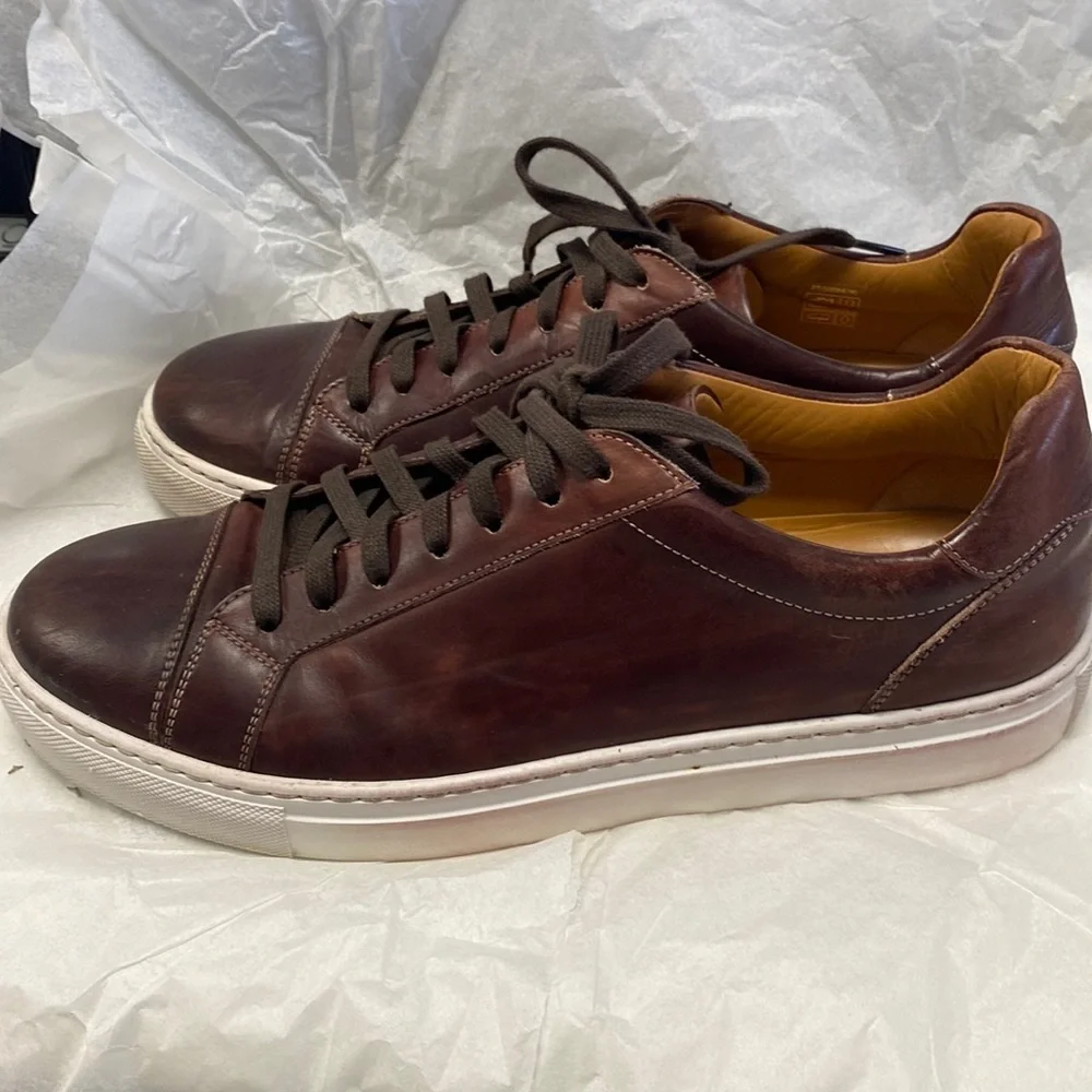 Magnanni Leather sneakers like new